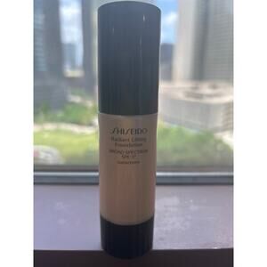 Shiseido Radiant Lifting Foundation